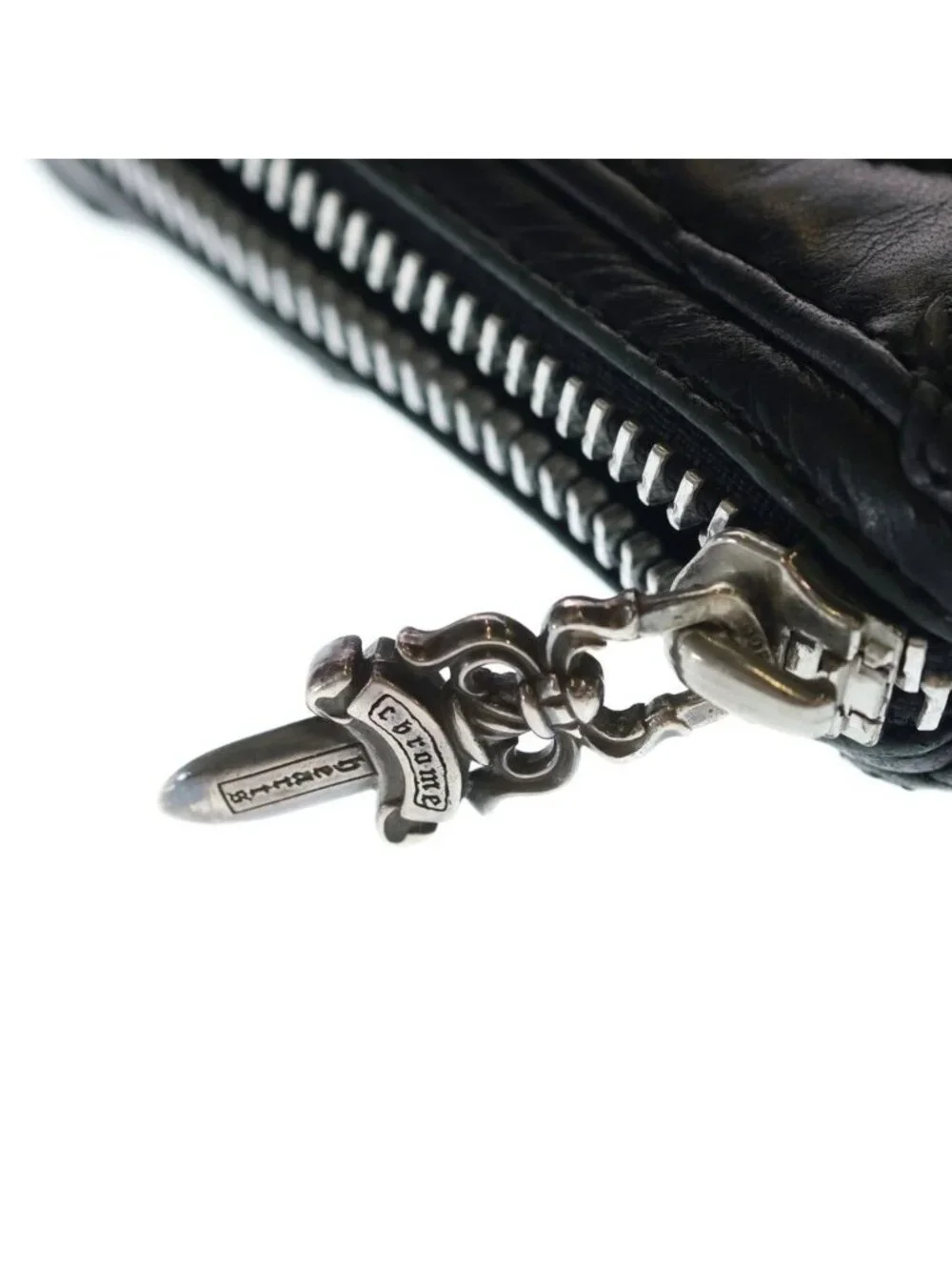 Chrome Hearts Rec Zip Quilted CH Crs Sml Cemetery Cross Leather Small CH Wallet